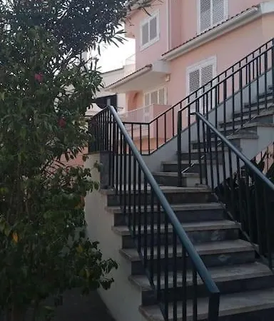 Av Cristo Rei 61 * Arialva