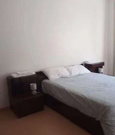 Appartement Av Cristo Rei 61 *